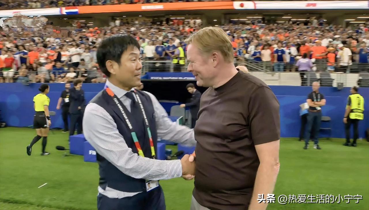 从赛后日本球员的笑容中能看出来，2:2的比分，森保一还是非常满意的。
    真