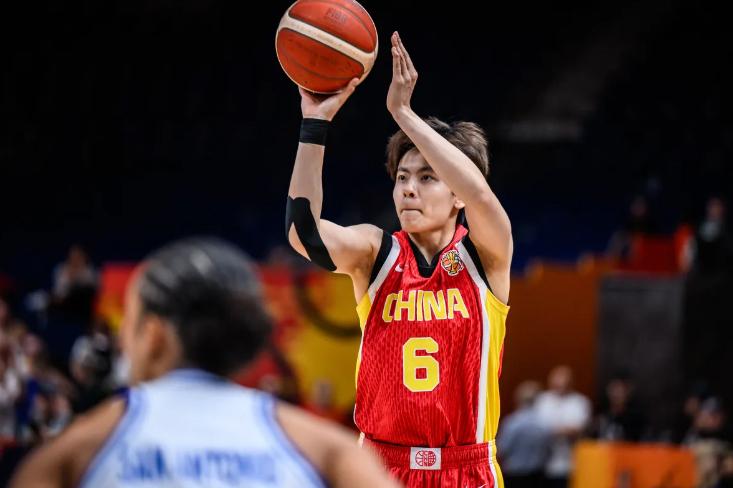 中国女篮决战法国队，首发阵容大调整，宫鲁鸣真拼了，张子宇回归
 
就在今天晚上，