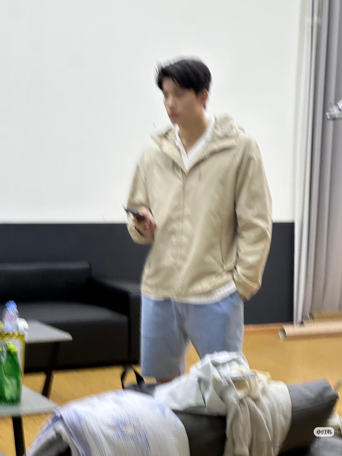 甬敢小兔汪顺  物料资讯｜黄古林拍摄花絮及合照 