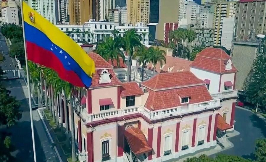 美方要求委内瑞拉断绝与俄罗斯、中国、古巴及伊朗的经济联系

在ABCNews抛出