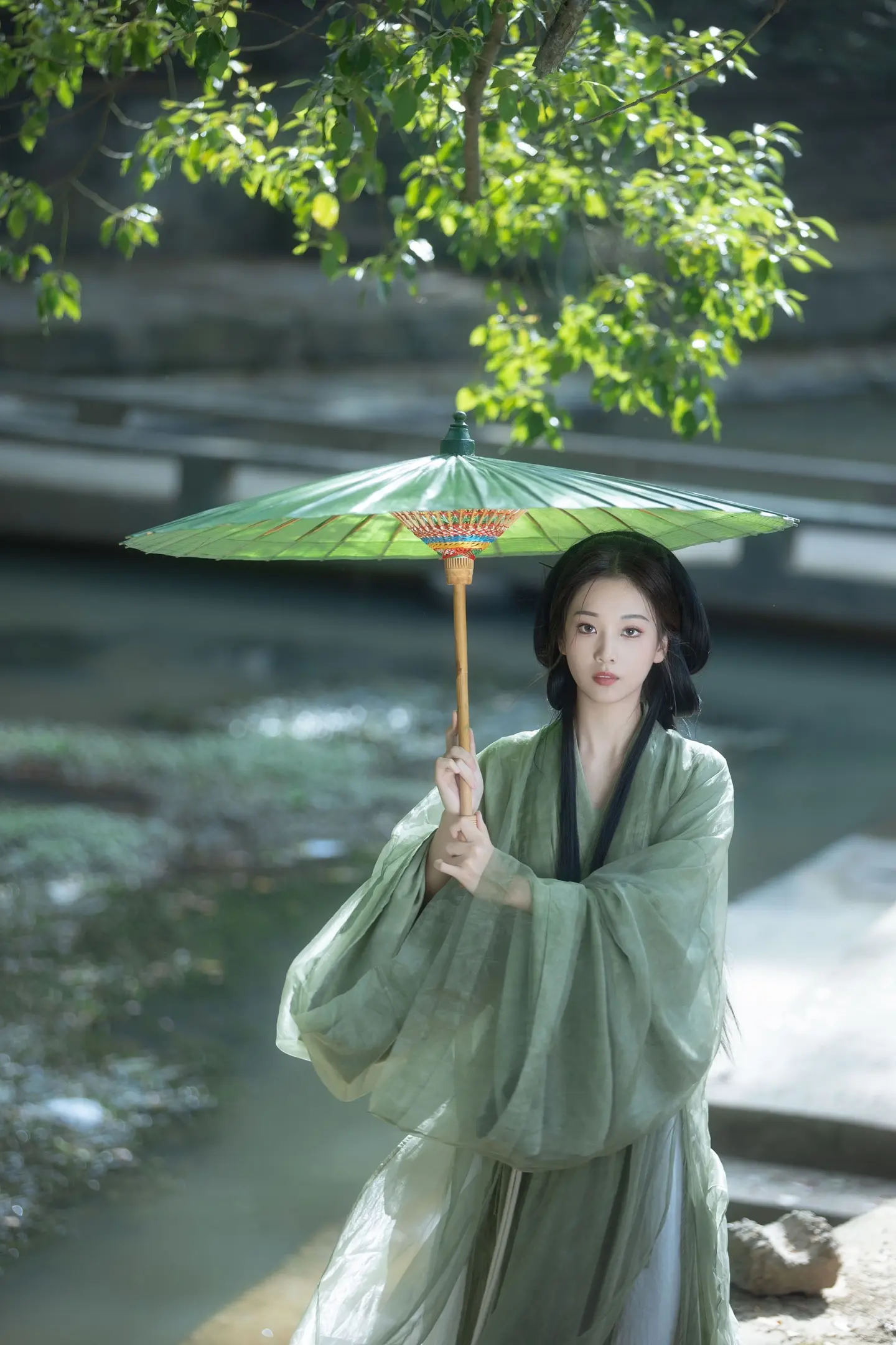 柳州也可以拍陈都灵同款汉服啦！嘟嘟同款汉服太美噜！清冷风谁拍谁好看