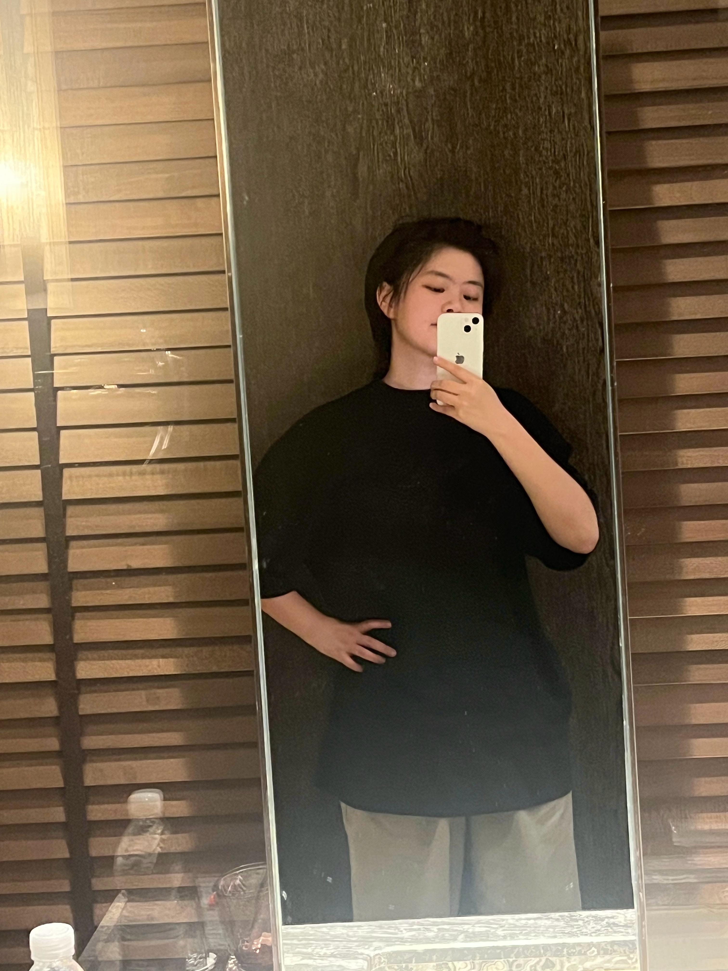脸小身子大宽松穿搭的内里是庞大的身躯……当然现在脸也不小了[泪奔] ​​​
