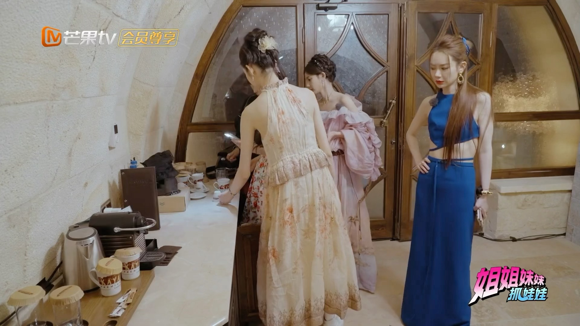 李一桐音感好准李一桐不愧是唱过不少单曲的人，这音感绝了，真的聪明机智又细心！！而