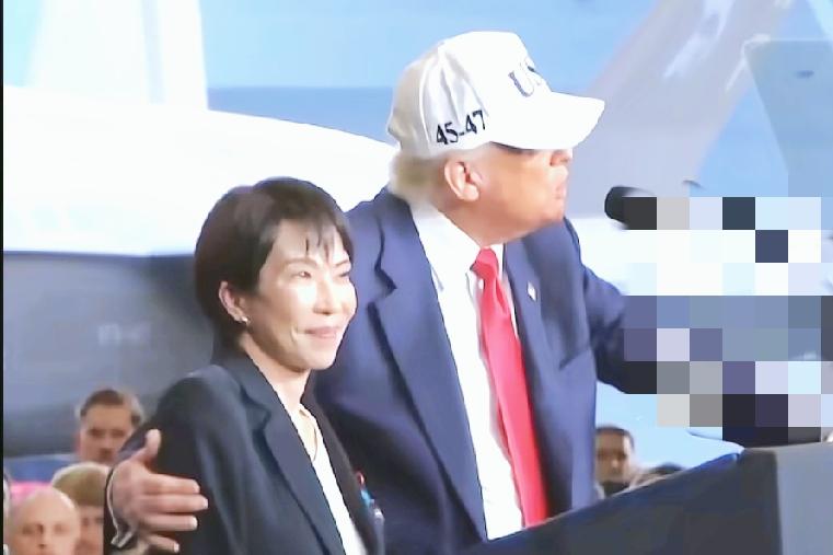 真想不到，特朗普与日本首相高市早苗，会面，引发网友热议，
网友:小野田纪美与安倍
