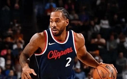 没了哈登之后伦纳德打的太累了，本来不太擅长组织的人被迫成了持球大核！[黑线]
