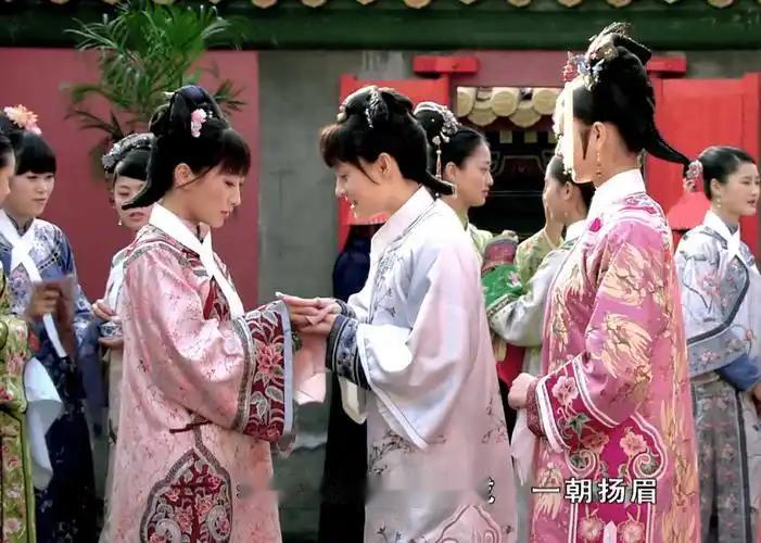 《甄嬛传》里，她三个联手应该是最强大的组合，可以成三足鼎立之势，少一个都有点势单