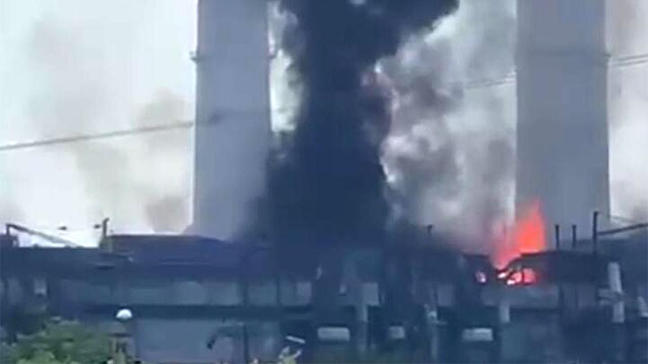 俄罗斯罗斯托夫地区重要发电厂爆炸起火，泽连斯基难逃干系。

据国际文传电讯社报道
