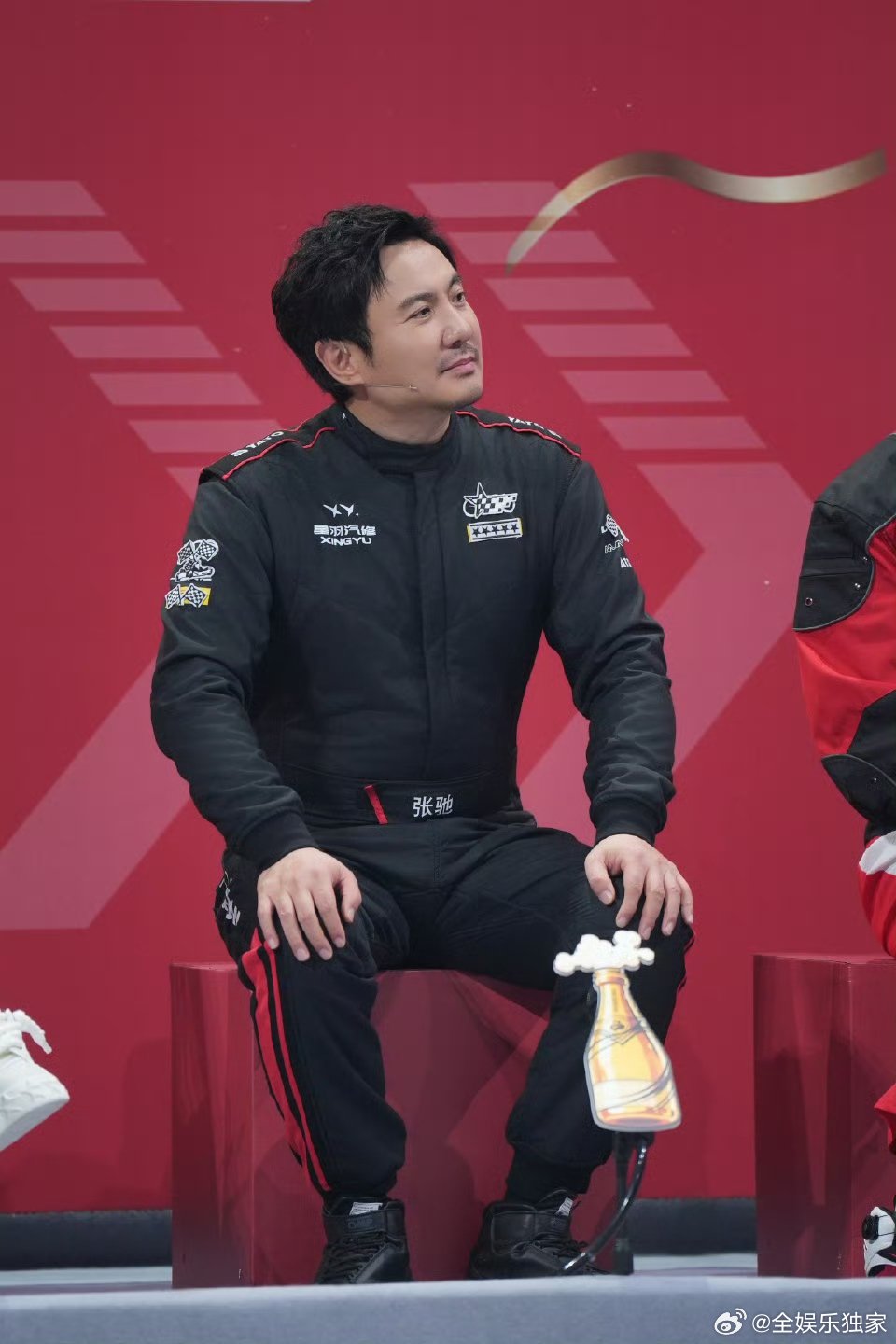 近距离检查沈腾脸上的褶子 网友沉浸式检查沈腾褶子，腾哥在线懵圈发问，褶子丝毫不影