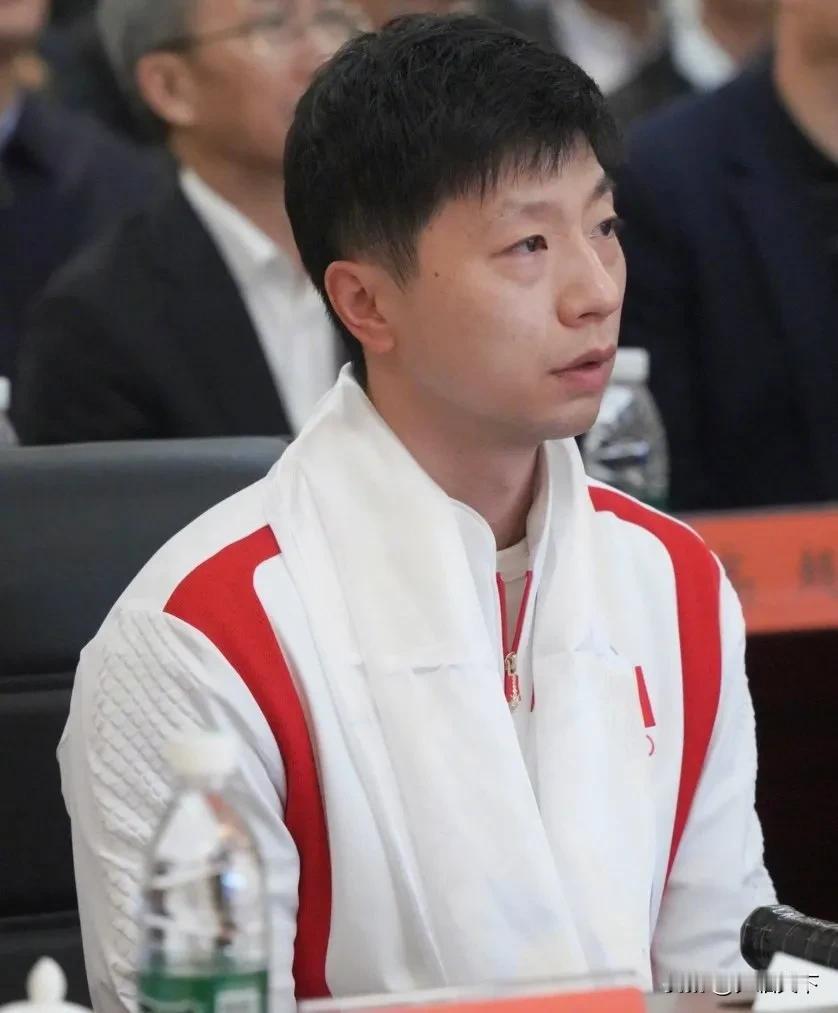 马龙说北京是第二故乡！
7月21日，马龙在访问北京援藏指挥部时，公开表示”北京是