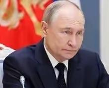 说起来，印度这次可真是把俄罗斯给“甩”了——转头就投靠美国去了，这事儿对咱们熊猫