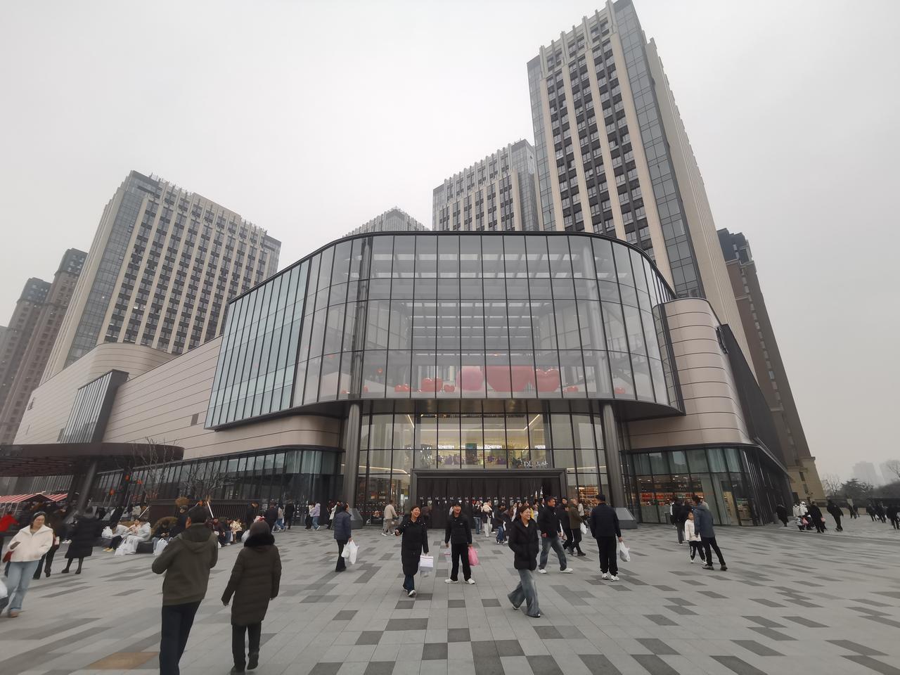 为什么胖东来那么多的客人？
也许，答案就在你亲身感受一番后。
我觉得，有这三点。