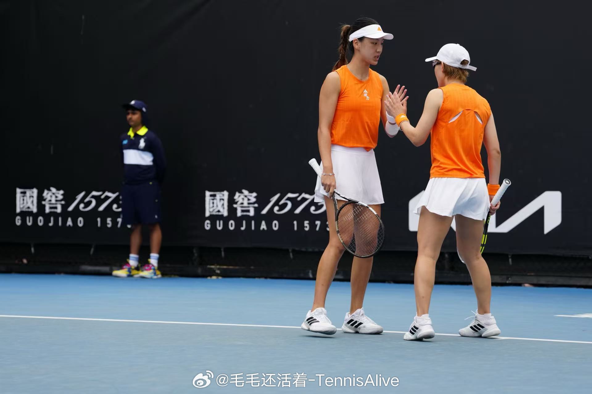 【四字形容】王欣瑜/郑赛赛女双首轮出局王欣瑜/郑赛赛3-6 4-6普雷斯顿/卡布