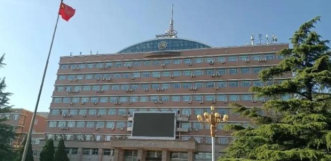 中国传媒大学，竟然砍掉了16个专业，今年已经停止招生。
 
中传的王牌专业，漫画