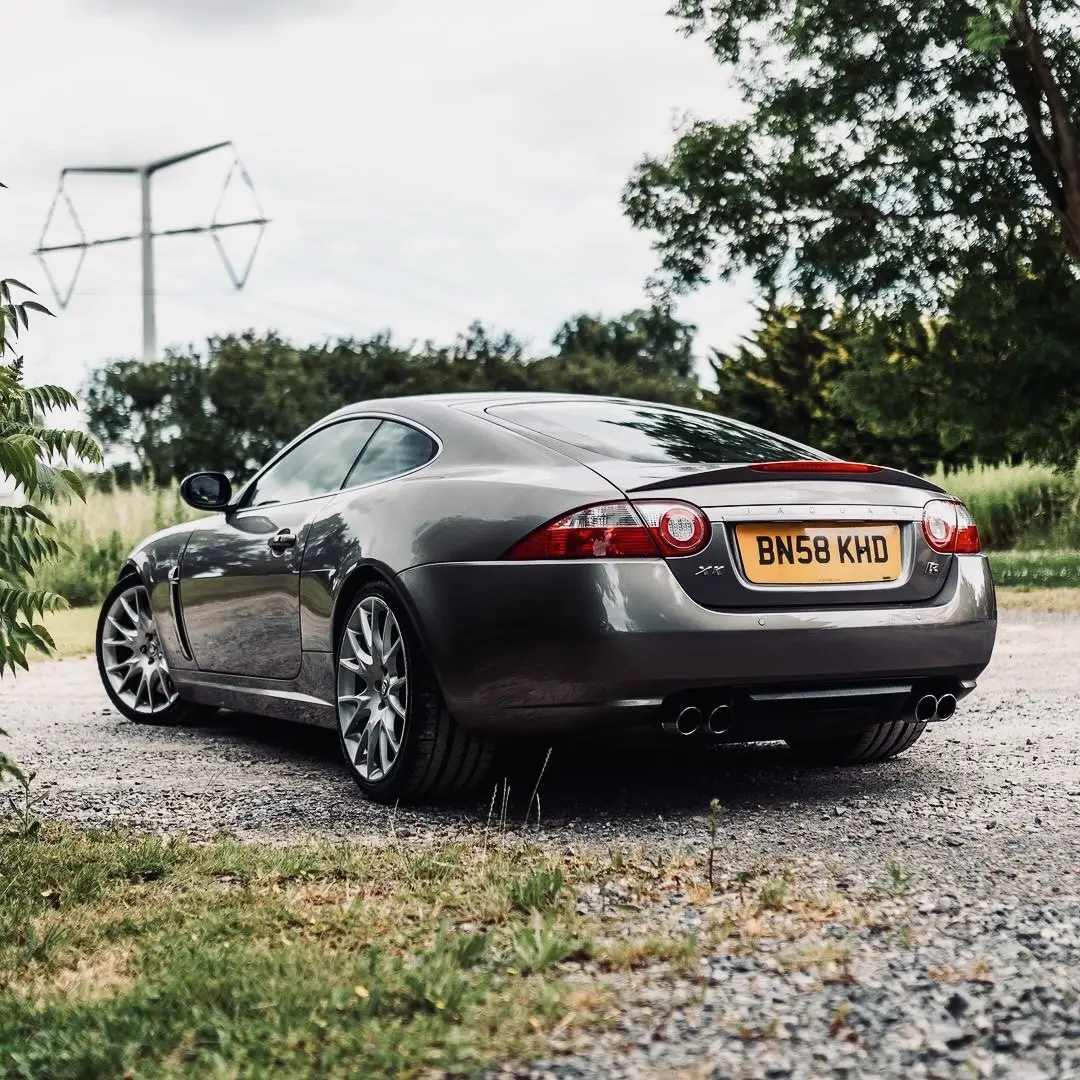 Jaguar XK，5.0 V8.