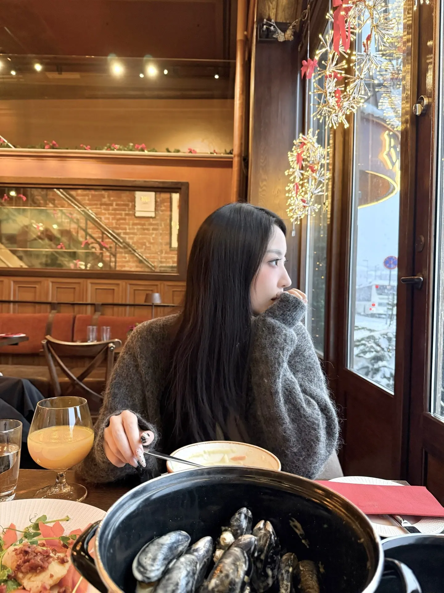从特别自然的喝你的水 到蓄谋已久的亲你的嘴