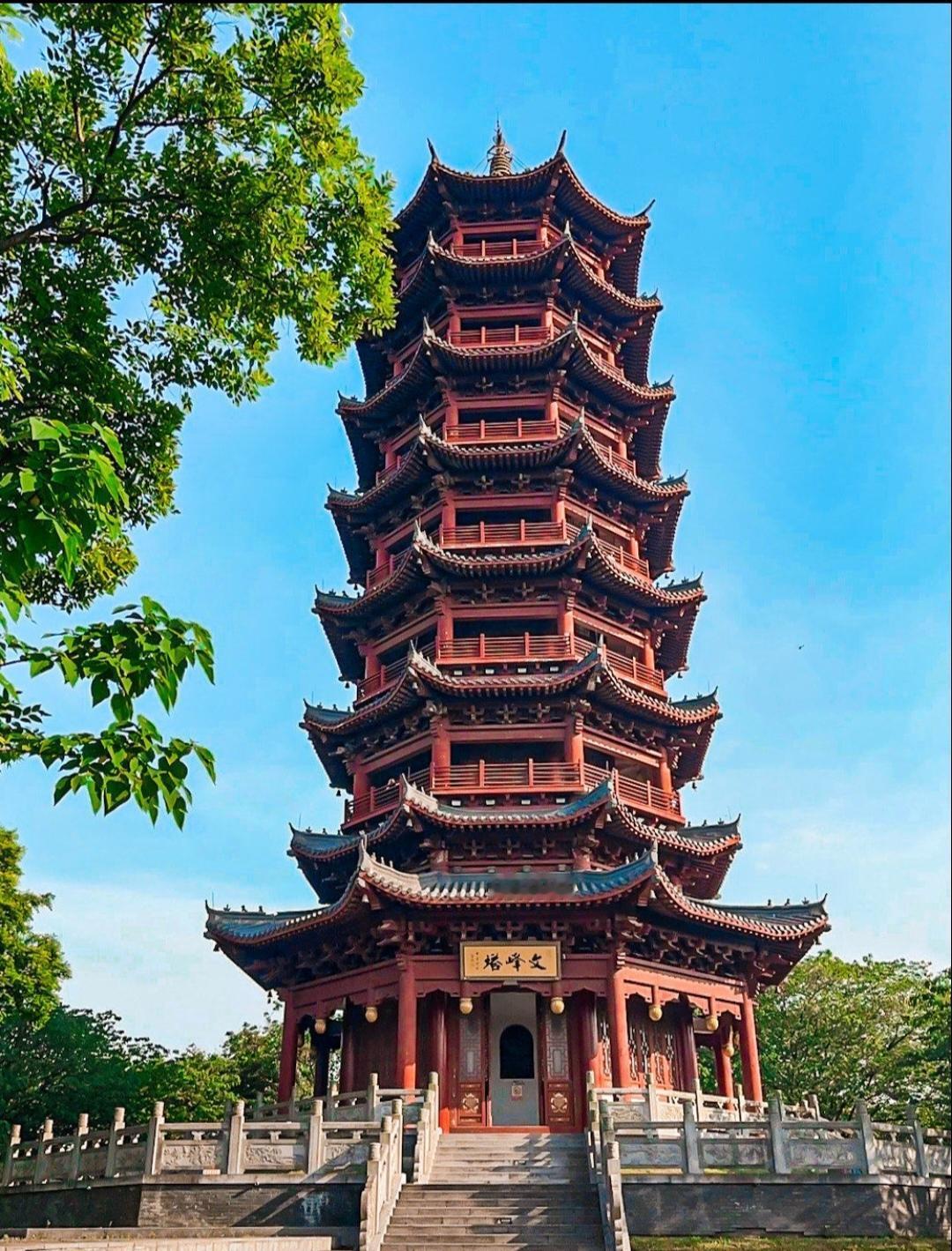南京的旅游景点攻略和推广有哪些亮点？
南京旅游的亮点可太多了。从推广上看，它打了