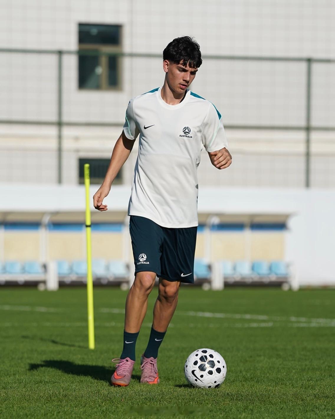 澳大利亚U17国家队已抵达银川，正式开启2026中国足协U17国际邀请赛备战。?