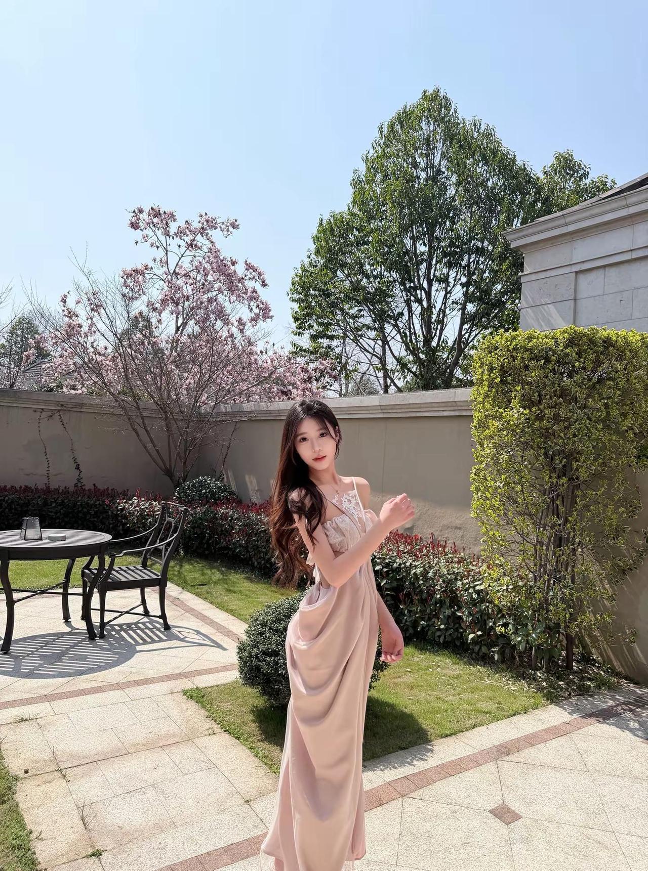 Darling裸色长裙 吊带裙 法式温柔风 住进风景里