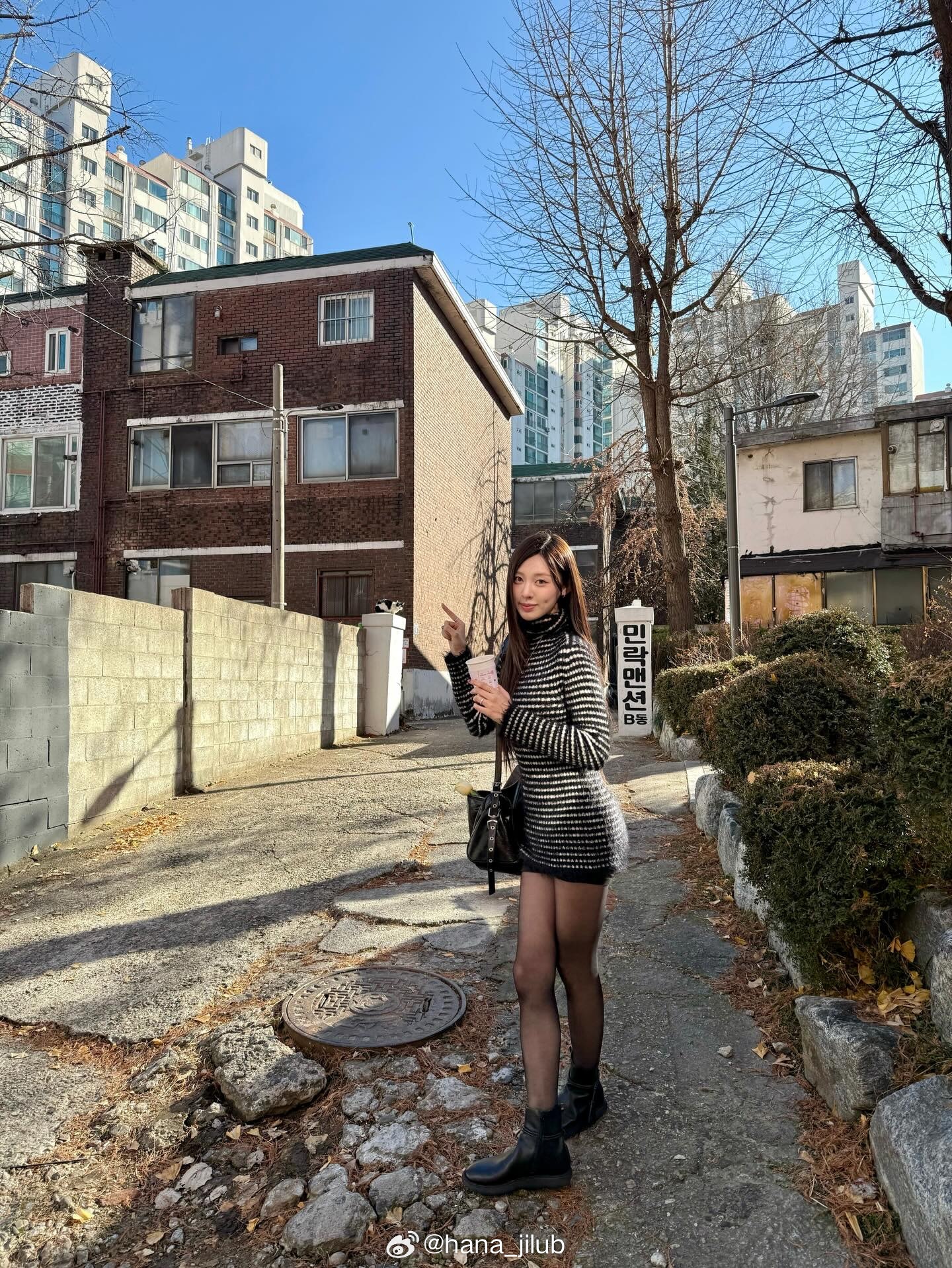 换乘恋爱智妍ootd 