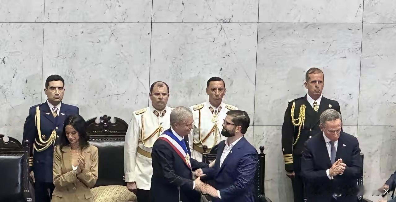 智利变天了。

3月11号，智利换总统了。新总统叫卡斯特，是个极右翼的政治人物。