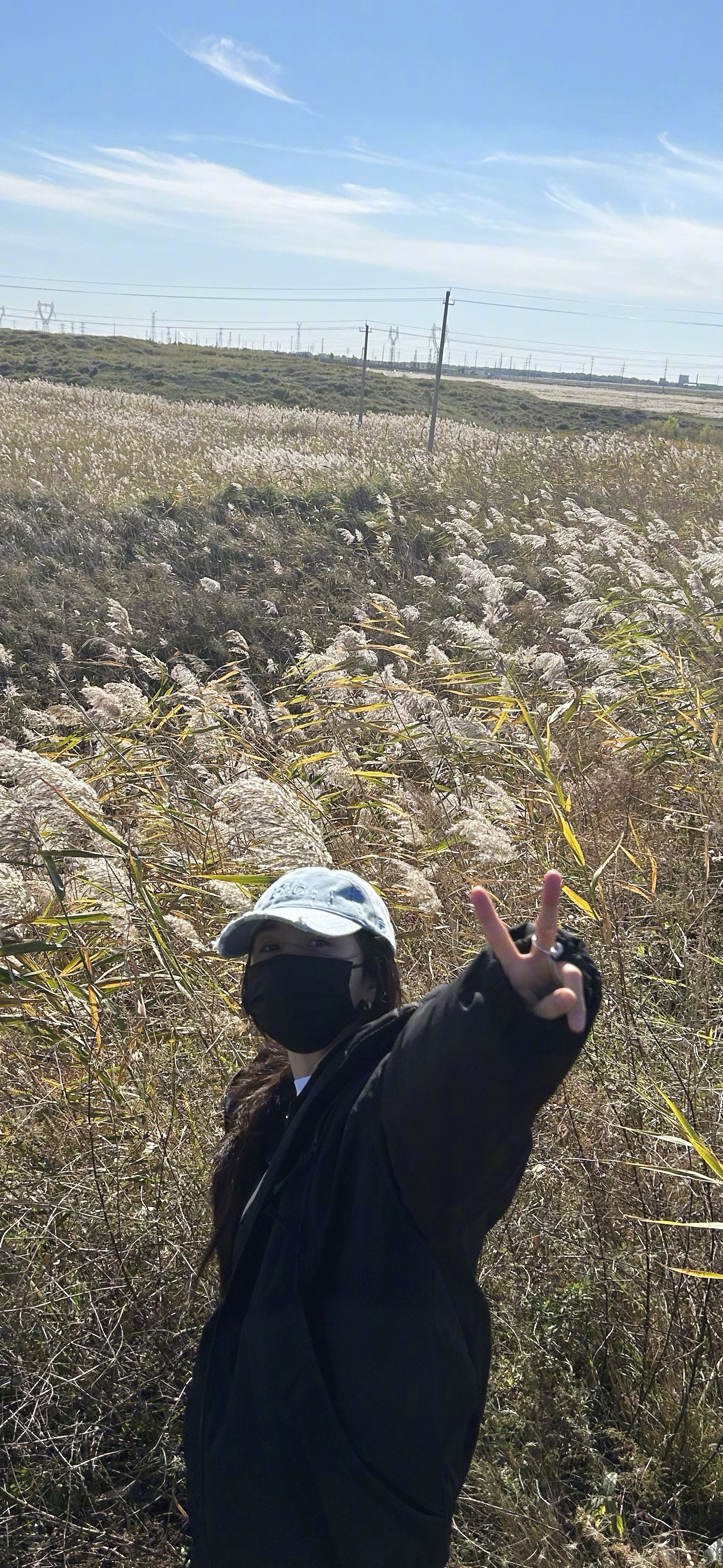 小幂给祖国的大好河山比个耶✌️谁不喜欢和美景合照呢～ 分享两张壁纸尺寸（应该也是