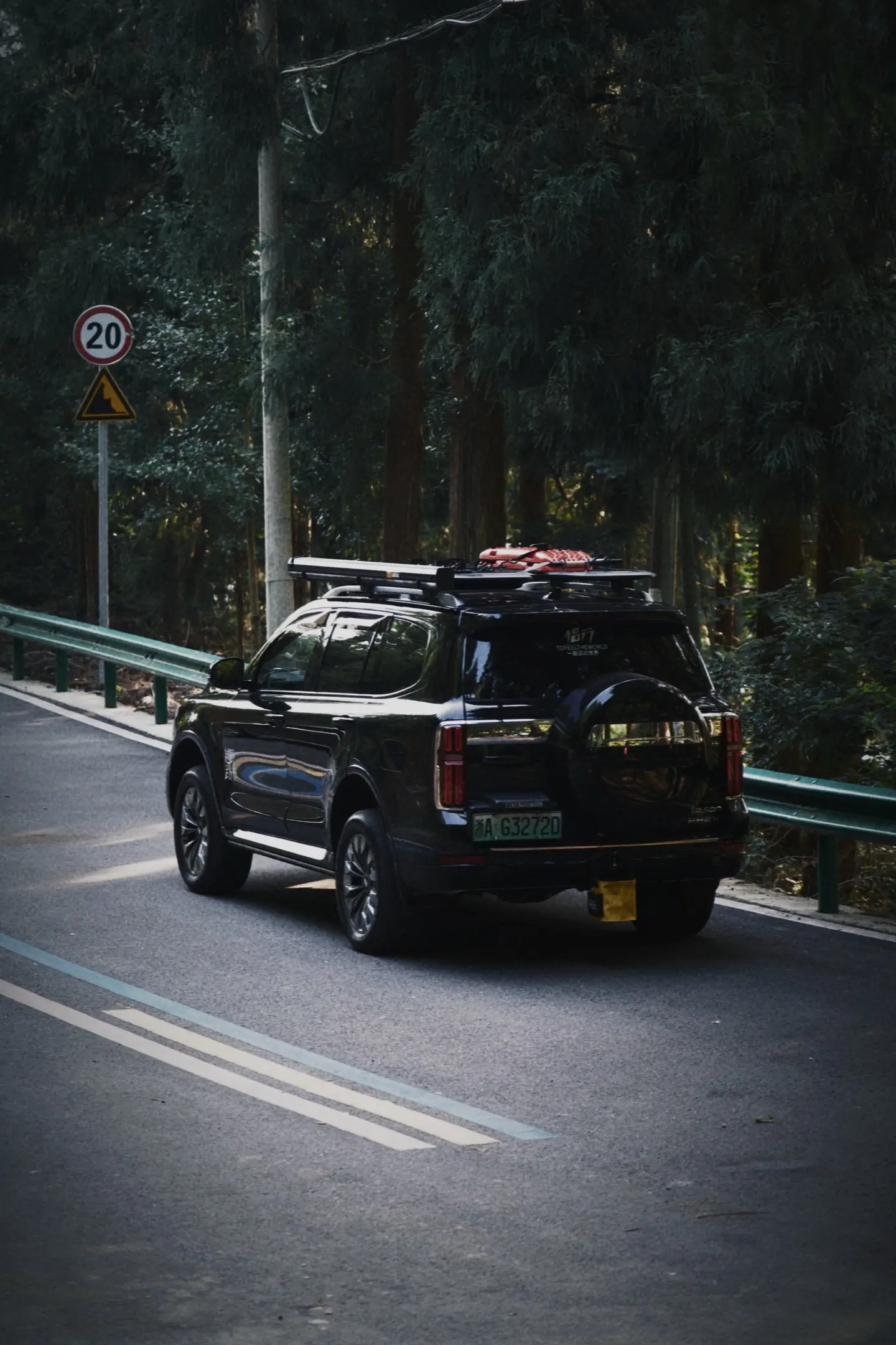 你们一周充几次电？开到现在加了几次油？