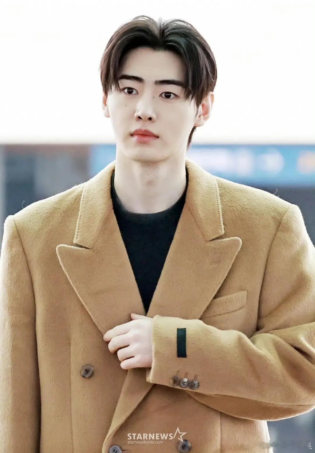 两年竟然能让一个人变这么多上：刚入职正直青年下：已贪/污 