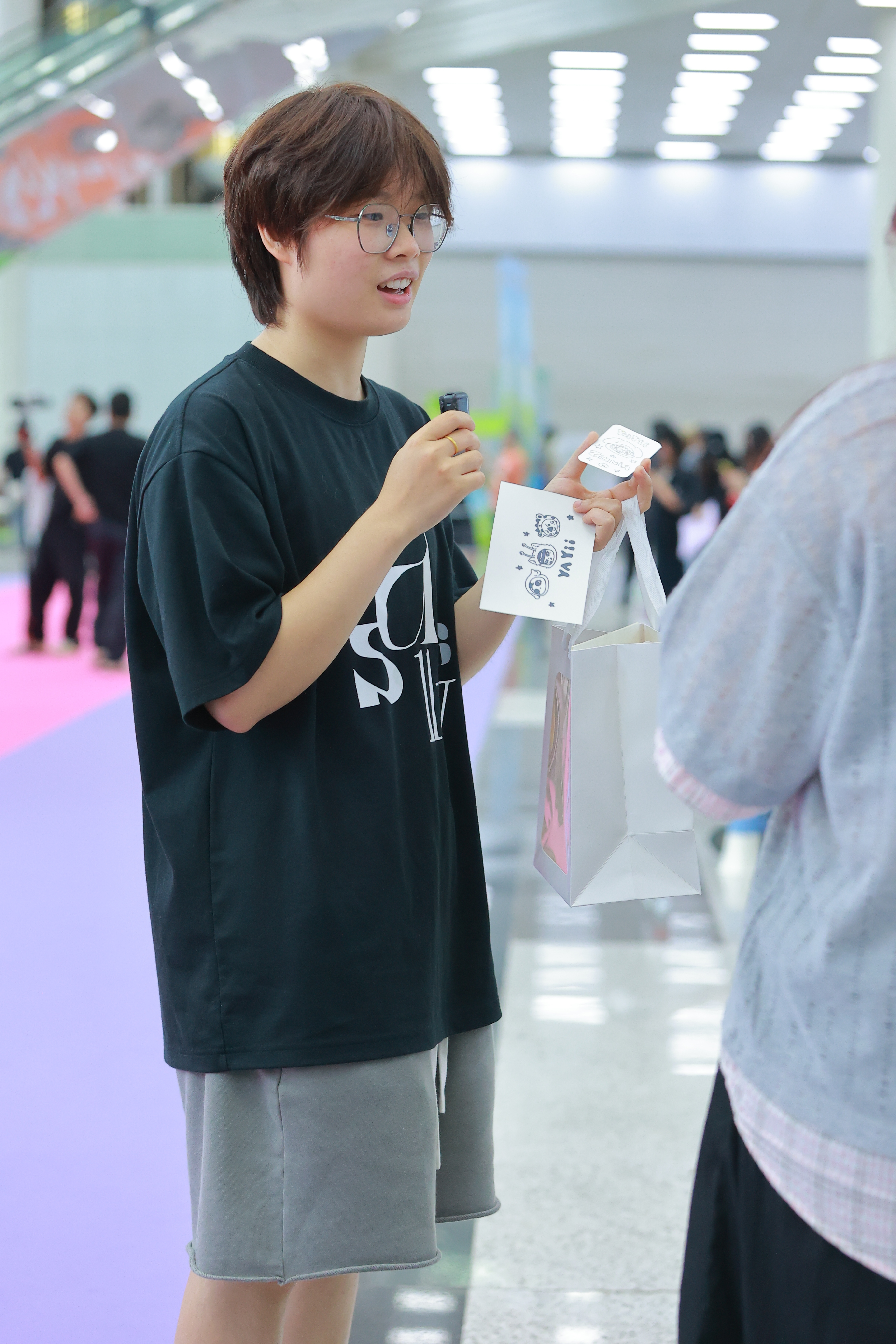 设计师把说不出口的话做成IP，观众在展区里读懂了，这就是最好的交流。潮创新生力 