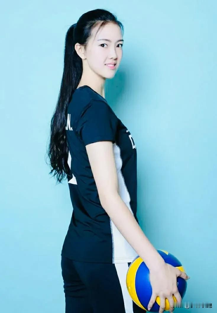 张常宁的状态找回来了！今晚中国女排能3-2逆转世界第一土耳其女排，临危受命的张常