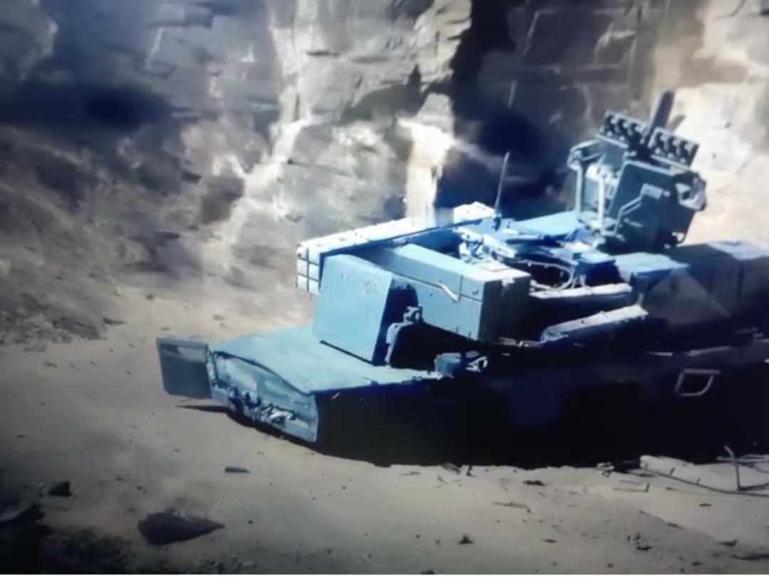 苏丹军方战报，苏丹军队出动土耳其无人机，摧毁了1辆我国生产的FK-2000防空导