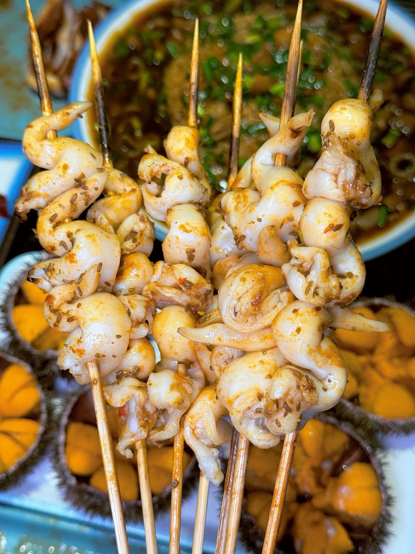 本地人认证✅ 大连这么多海鲜烧烤还得是这。大连烧烤千千万！你要说吃烤海...