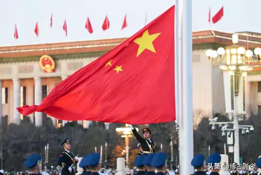 西方专家终于说出大实话：别管美国了！日后只有中国才是全球焦点
 
不少西方智库和