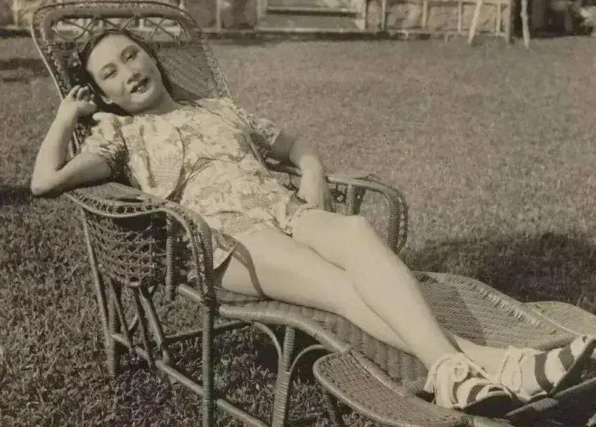 你知道照片上的这位美女是谁吗？

她的美曾惊艳整个上海滩，被称为民国第一美女，也