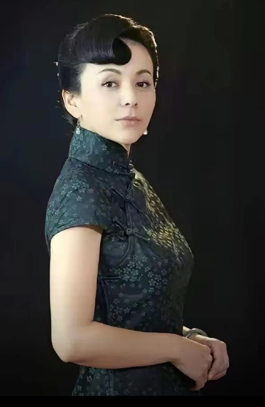 55岁王琳拒接父母同住！一句“仁至义尽”引热议，背后真相太扎心
 
     王