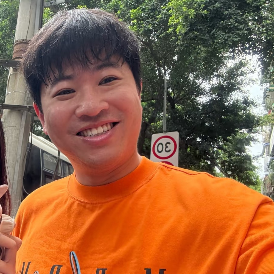 杨雨光好萌啊 又是🍊短袖 