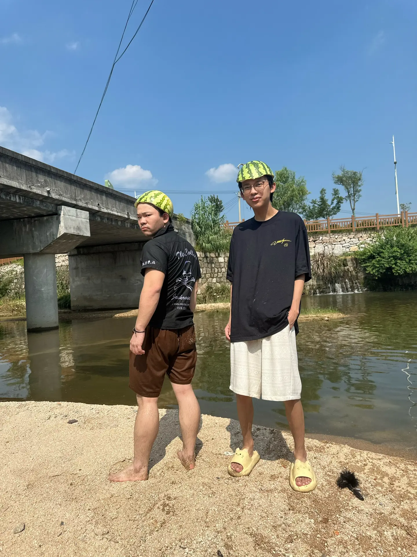 神是对我们的贬义词🤫