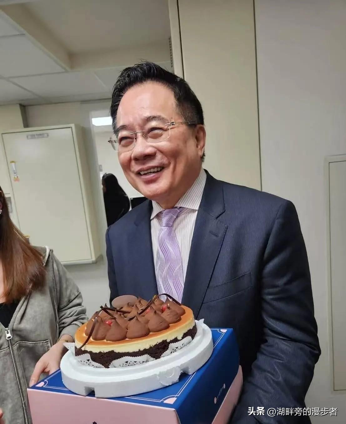 蔡正元：“送行”！
 
3月19号下午，即将要去服刑的蔡正元还是选择参加了寰宇电