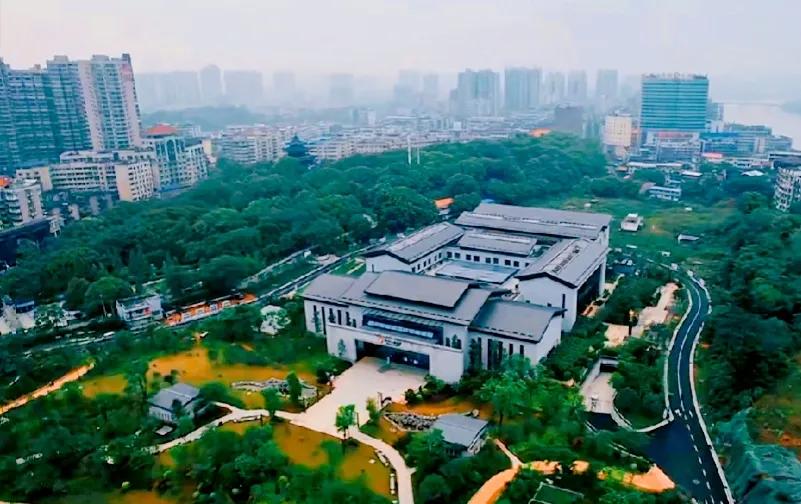#衡阳的城市地位如何#衡阳城市地位感觉规划建设有点差劲，城市建设的外貌越建越往下