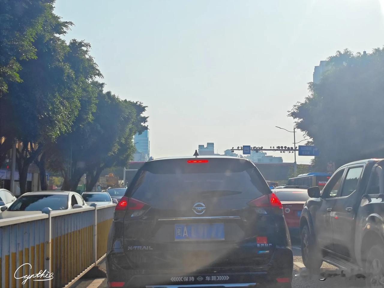 今早……一路上车流拥堵得有点奇怪……

春日生活打卡季 晒图笔记大赛 

 福州