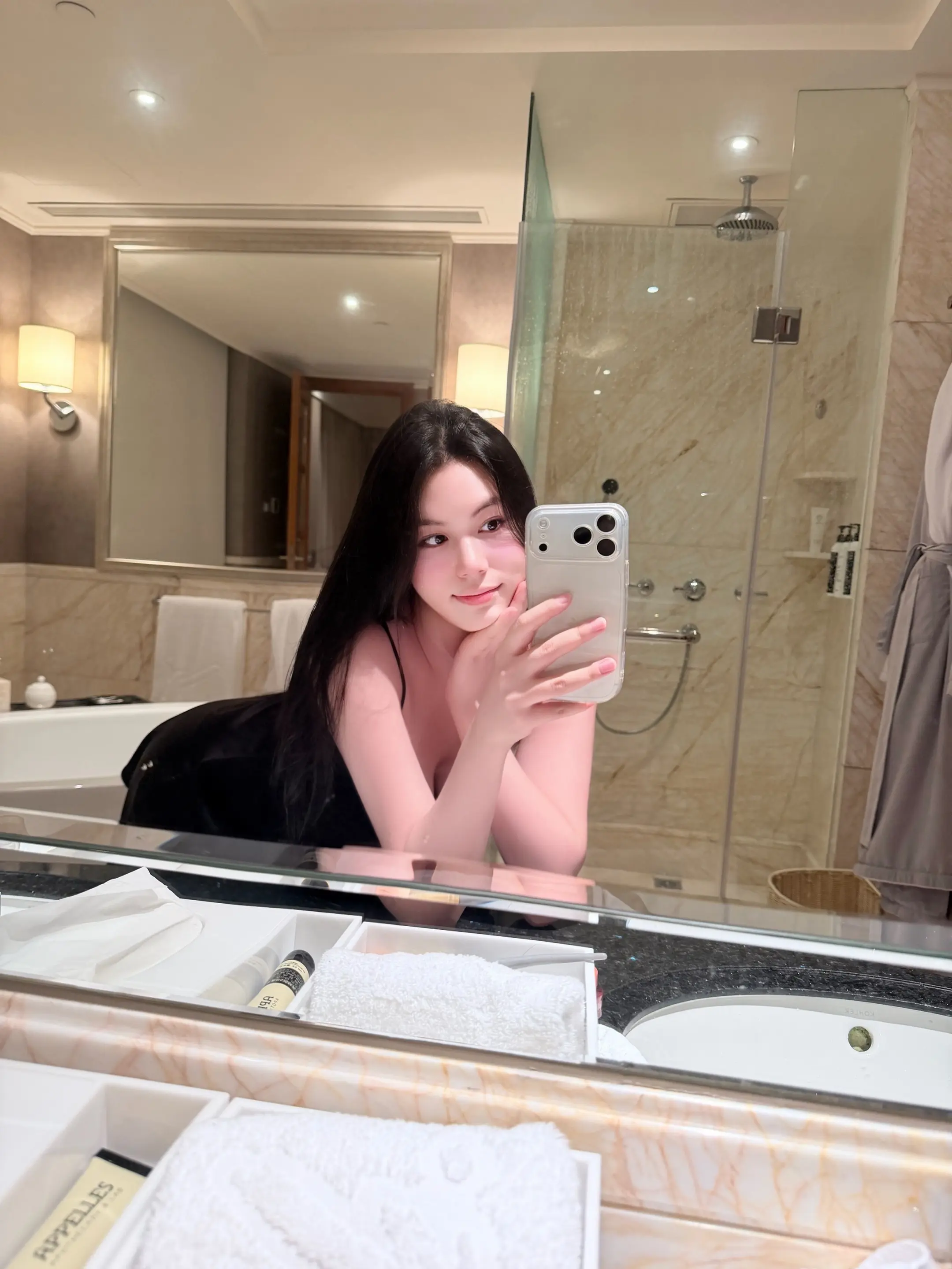 你想陌生 我绝不多看你一眼