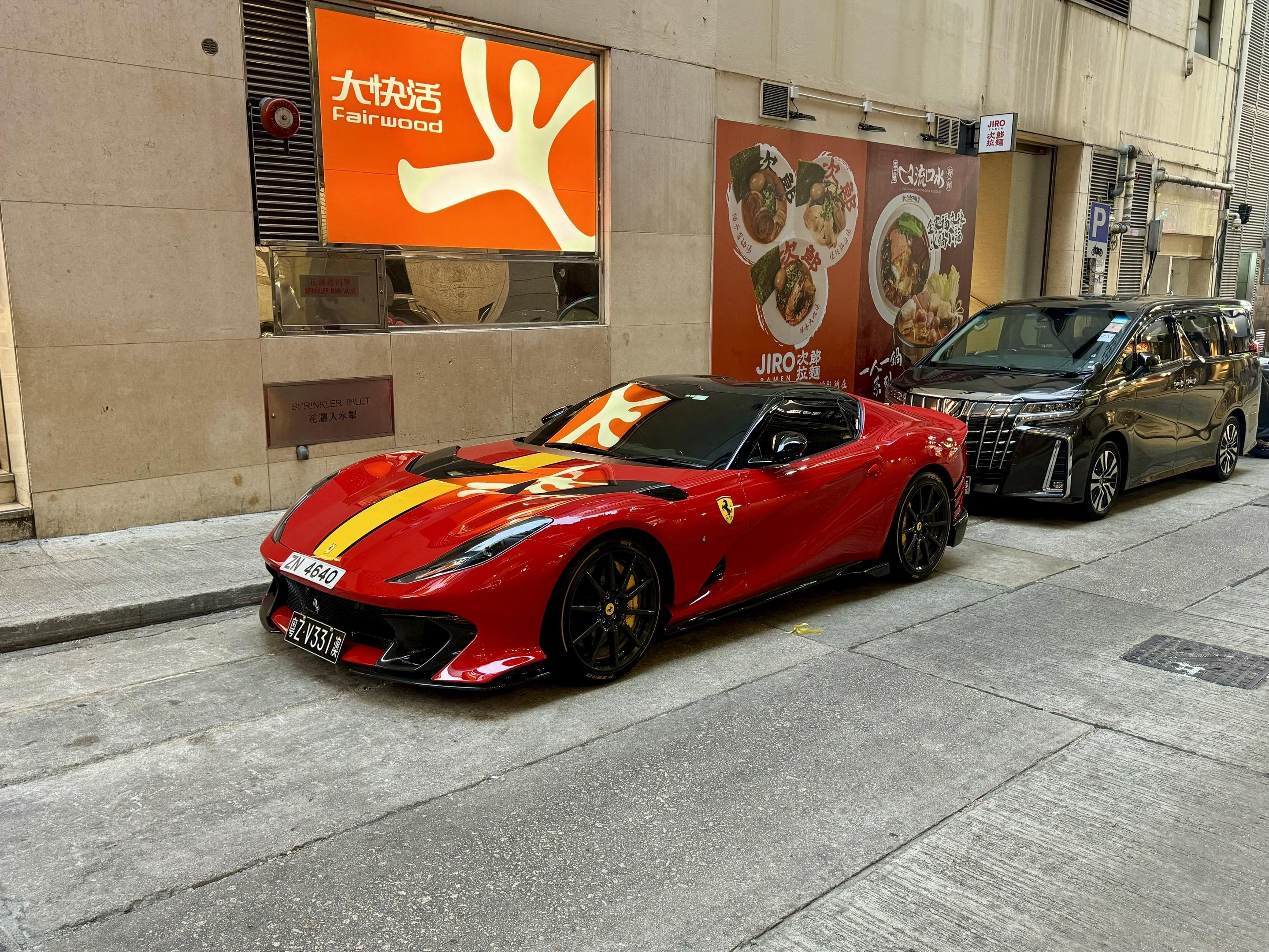 香港街头的艺术品。