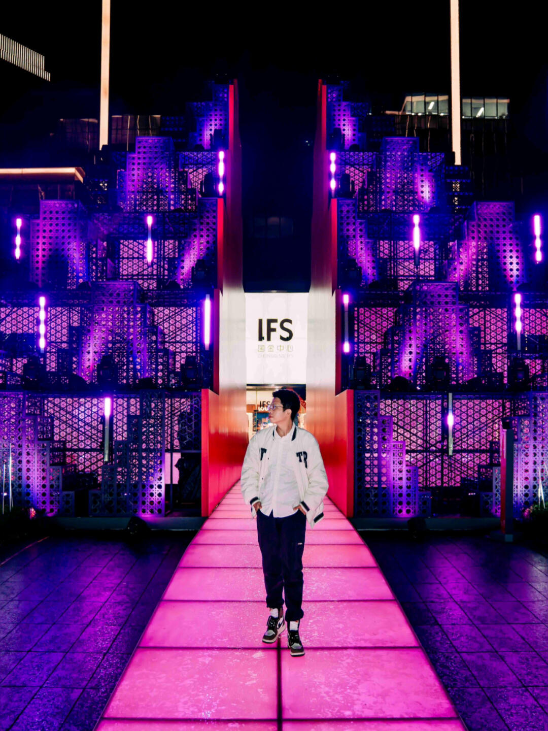 光有引力！国金中心带你体验一场超棒灯光秀