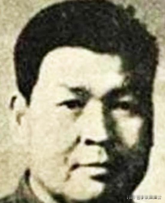 1972年，63军副军长余洪信，因奸污妇女，被连降三级，他气不过，竟在深夜持枪对
