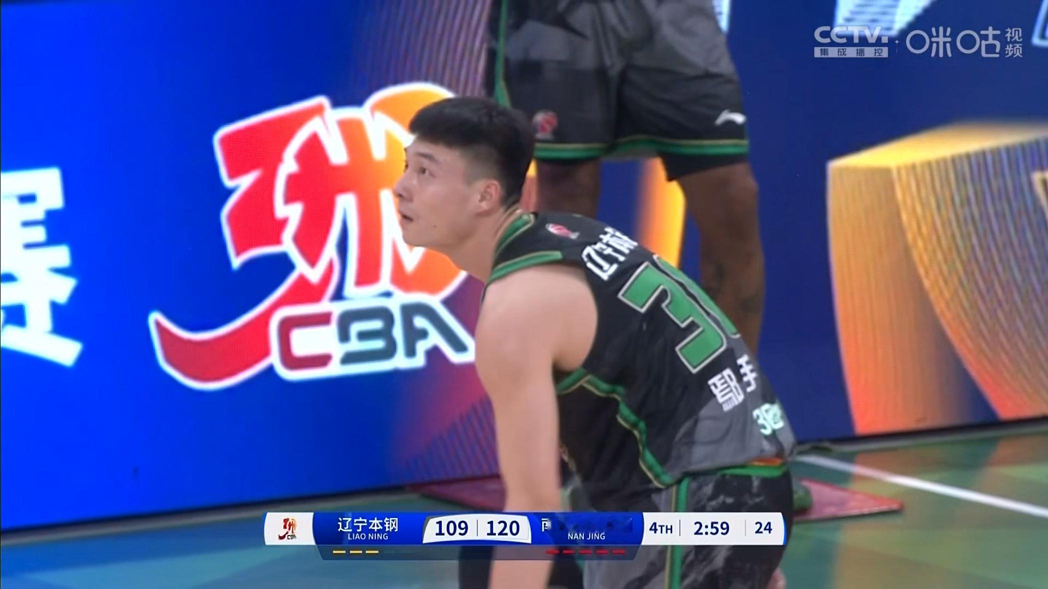 什么是巨星！！手帝虽然分差还是10+，但是投的真硬 