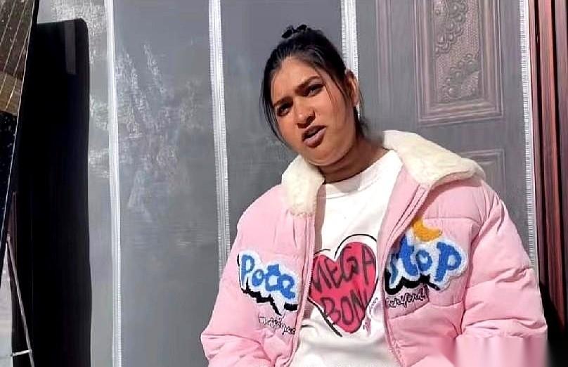 生了！那个巴铁媳妇佳音，二胎终于卸货了！
结果好家伙，全家上下嘴巴比保险柜还严实