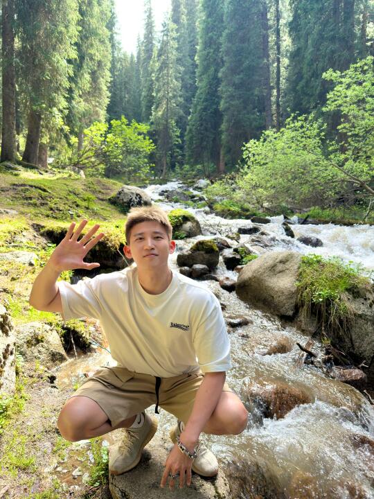 来趟森林徒步吧🌲🏻✨