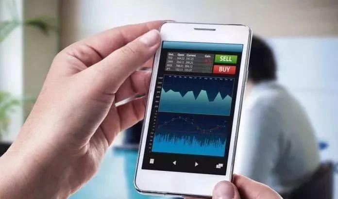 你是否经常忍不住一看手机就停不下来？其实，这可能是你的大脑已经悄悄“上瘾”了。现