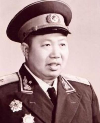 1928年，12岁的萧锋参加红军，21年后已经是华野28军的代军长，谁知金门战役