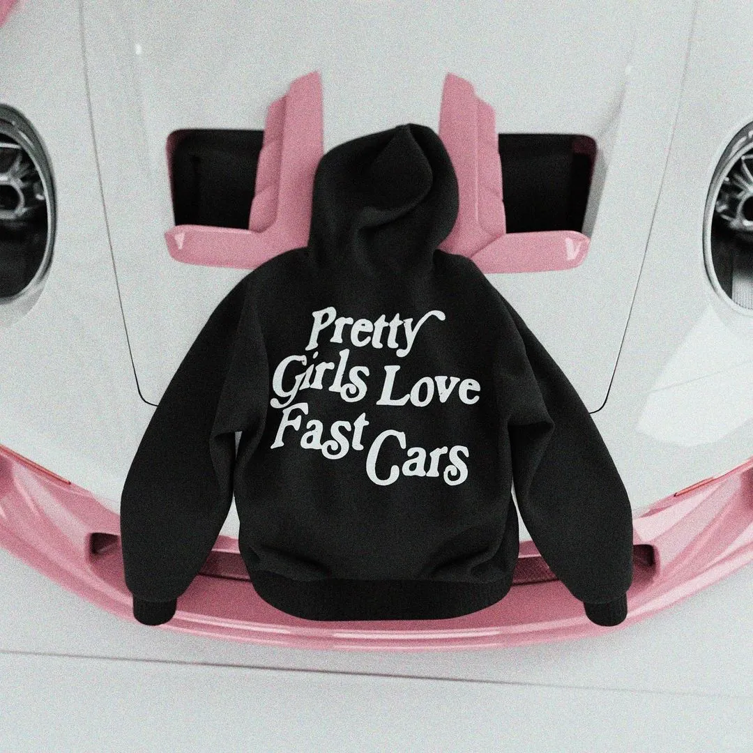 Pretty Girls Love Porsche 😳💕