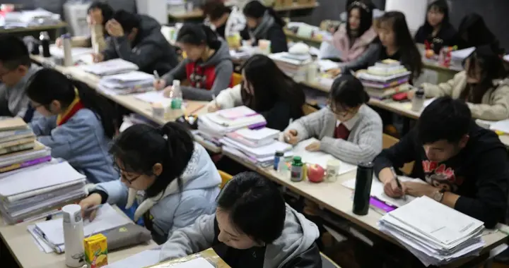 穷人的孩子能考上大学必须上
